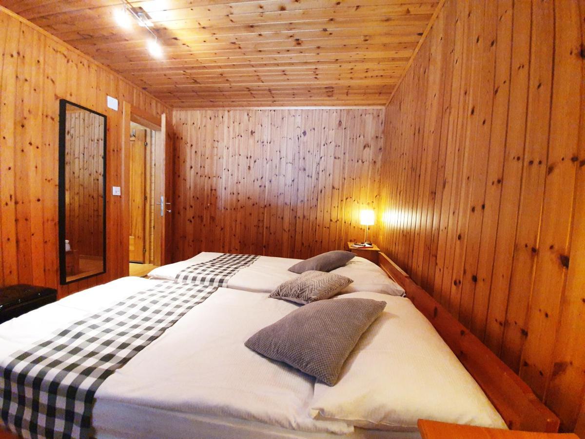 Ferienwohnungen Wallis - Randa Bei Zermatt المظهر الخارجي الصورة